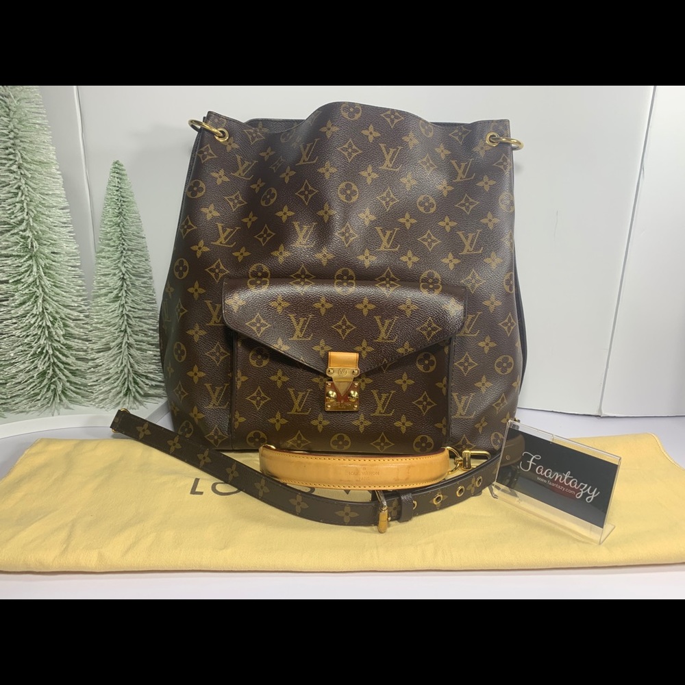 Auth Louis Vuitton Metis Hobo monogram